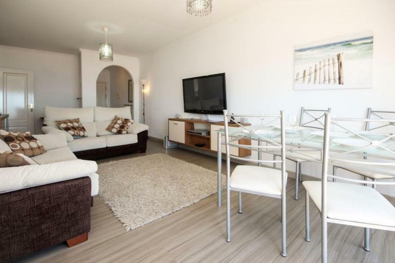 Terrazas De Guadalupe J3 Apartment มานิลบา ภายนอก รูปภาพ